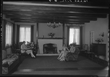 Interior of the Pi Phi house, with unidentified members