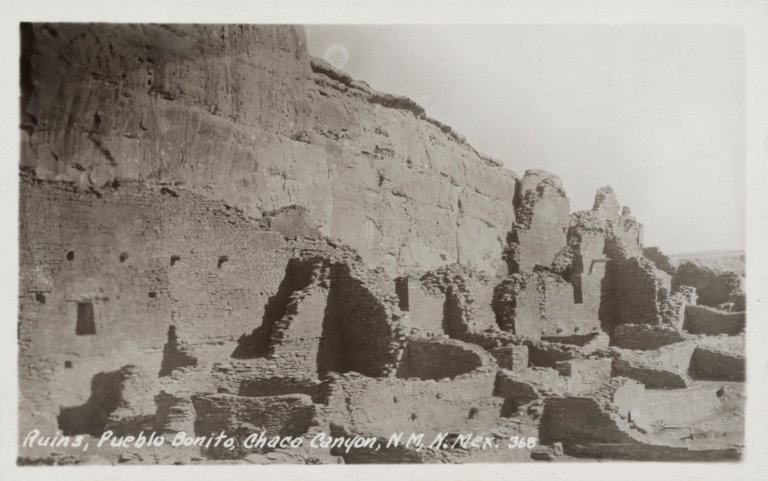 Ruins, Pueblo Bonito, Chaco Canyon